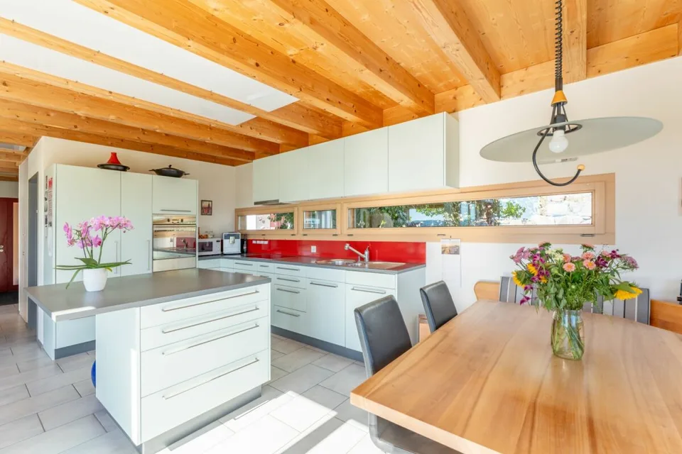 Casa unifamiliare unica di 6,5 locali con vista meravigliosa – foto 4 di 15