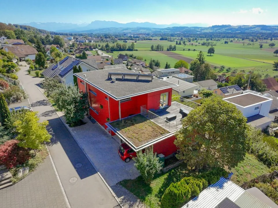 Casa unifamiliare unica di 6,5 locali con vista meravigliosa – foto 2 di 15