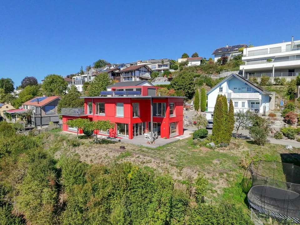 Casa unifamiliare unica di 6,5 locali con vista meravigliosa – foto 3 di 15