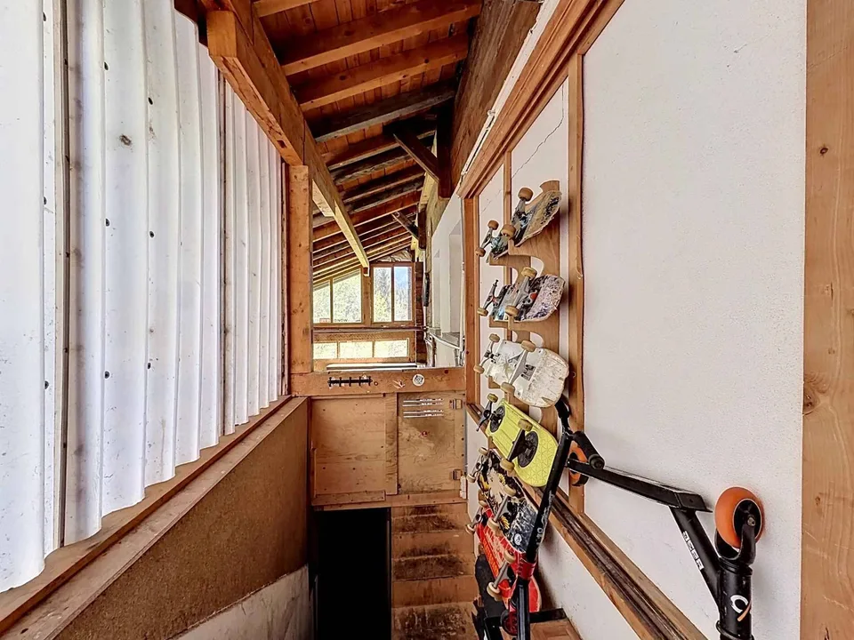 Authentic Mountain Chalet with Large Capacity – photo 7 of 13