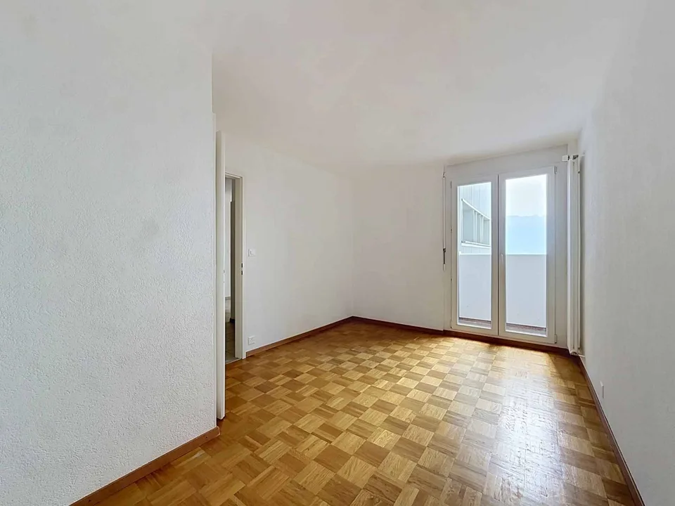 Helles 4,5-Zimmer-Wohnung mit Panoramablick – Foto 7 von 10