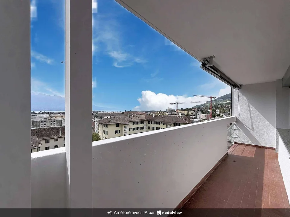 Helles 4,5-Zimmer-Wohnung mit Panoramablick – Foto 2 von 10