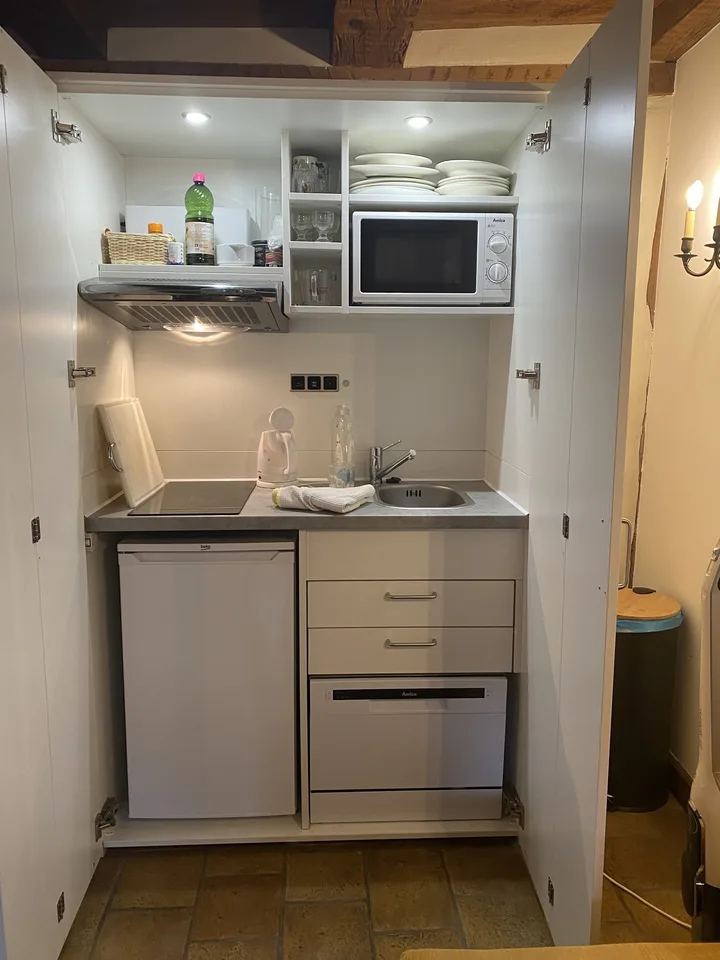 APPARTEMENT 1 PIÈCE À FRIBOURG (FR), MEUBLÉ – foto 7 di 10