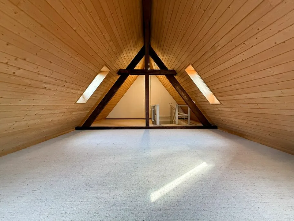 Maison de ville représentative de 250m2 à Gundeli – photo 9 sur 12