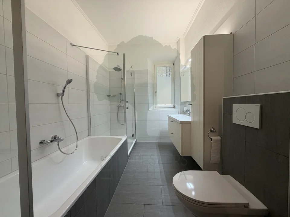 Magnificent 4.5-room apartment of 186 m² in the heart of Porrentruy – photo 10 of 11
