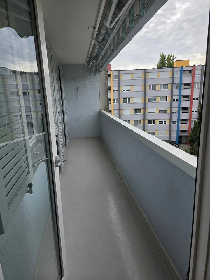 Lässige Wohnung nähe Schwimmbad – Foto 8 von 9