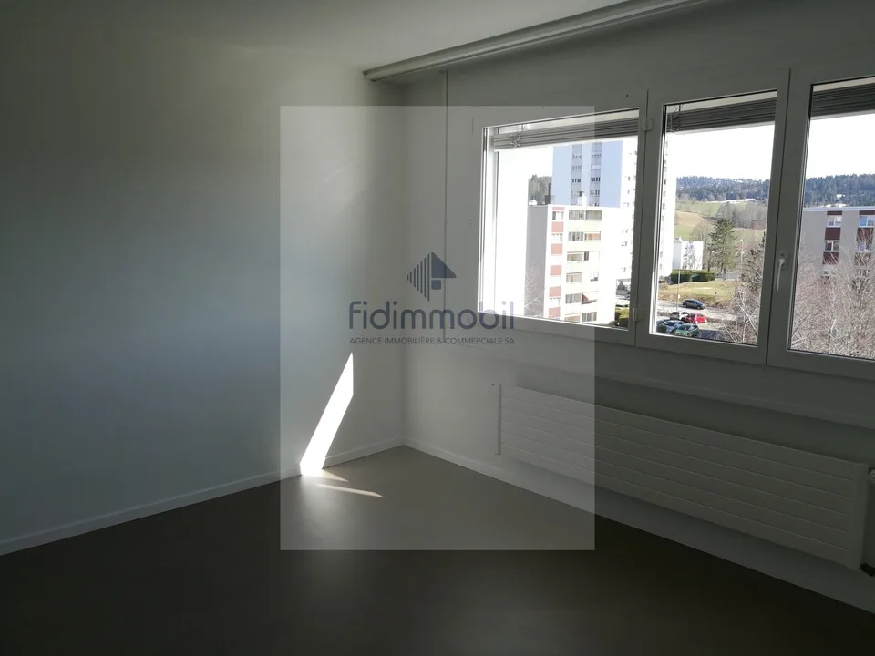 2 Zimmer Wohnung in La Chaux-de-Fonds – Foto 4 von 10