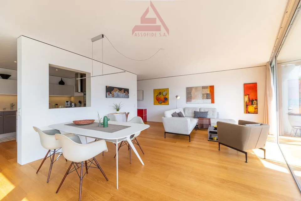 Appartamento moderno e luminoso a Muralto / Moderne und helle Wohnung in Muralto – Foto 3 von 12