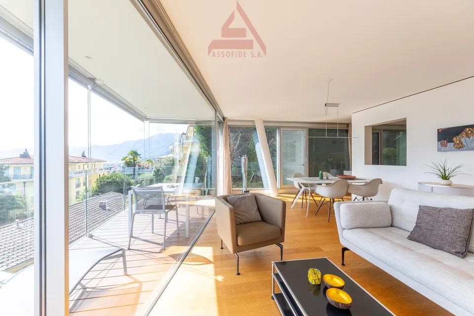 Appartamento moderno e luminoso a Muralto / Moderne und helle Wohnung in Muralto – Foto 2 von 12