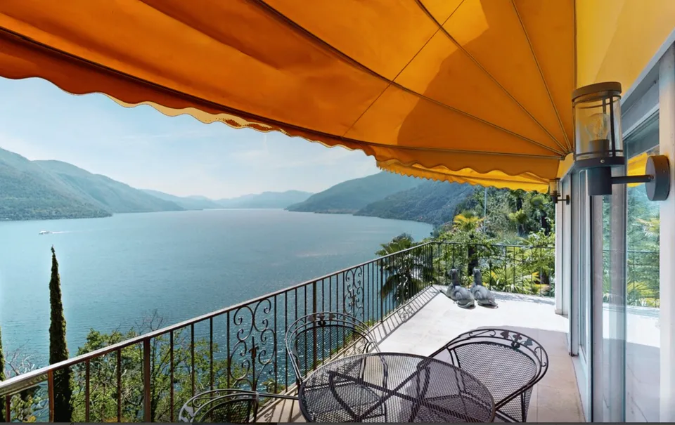Exklusive Villa in Brissago – Wohnen mit 180° Panoramablick – Foto 6 von 9