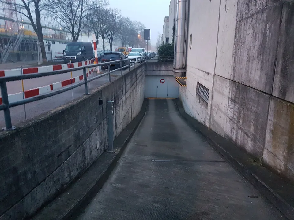 Place de stationnement à louer à Wettingen – photo 3 sur 3