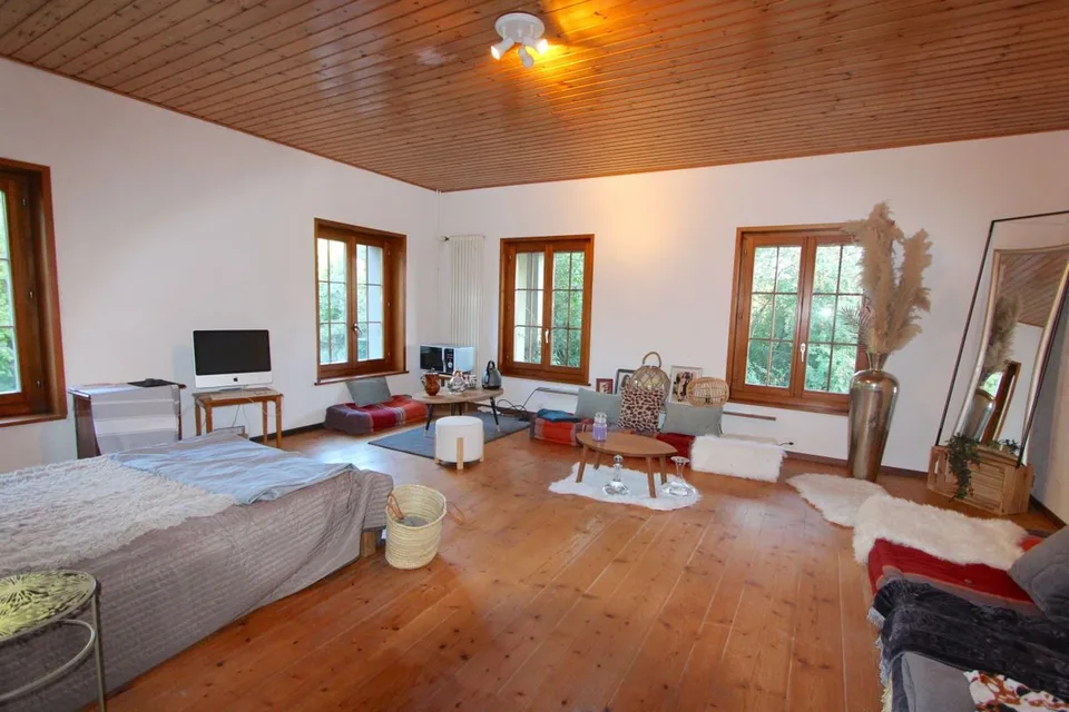 Wohnung zum Verkauf mit 2126m2 privatem Grundstück – Foto 3 von 9