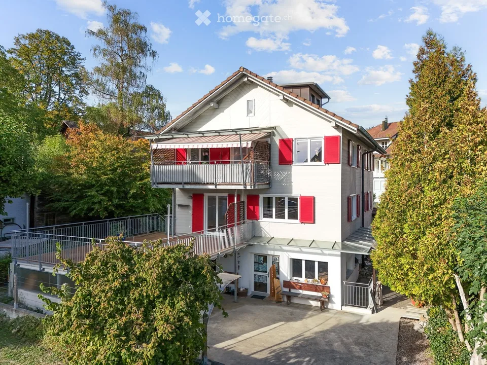 Ampia casa residenziale con potenziale di utilizzo polivalente! – foto 1 di 18