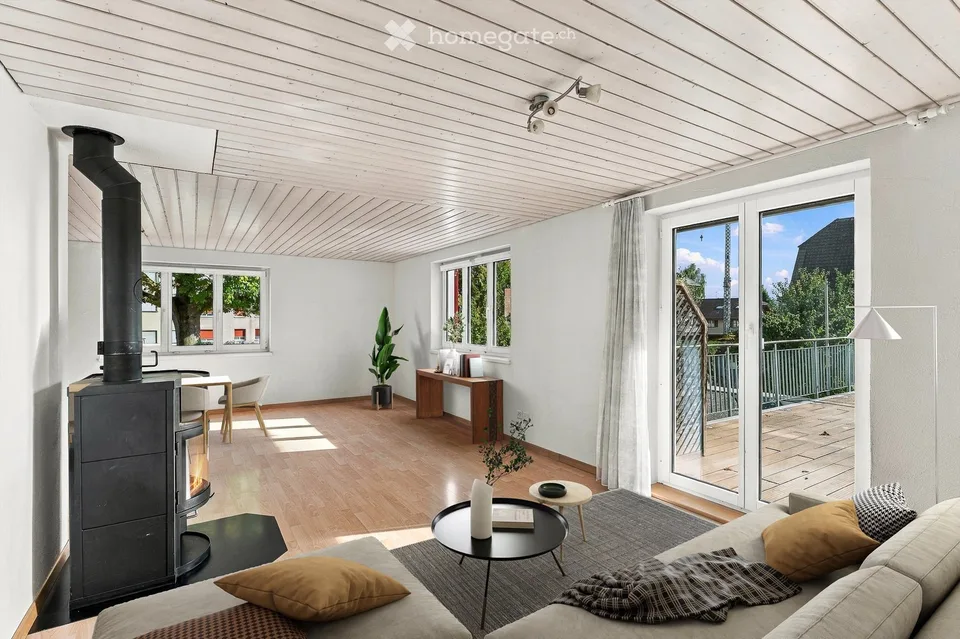 Ampia casa residenziale con potenziale di utilizzo polivalente! – foto 4 di 18