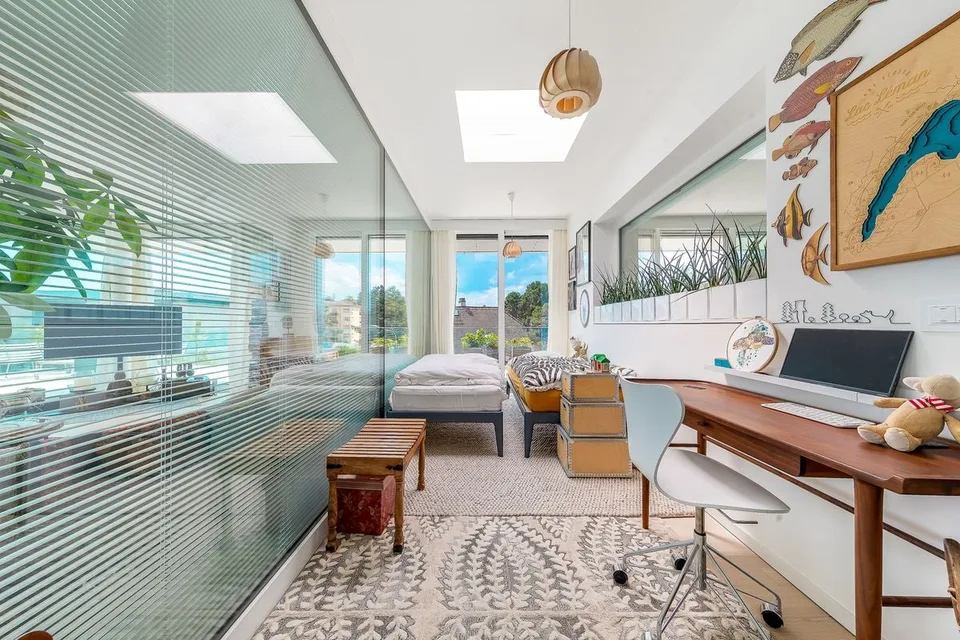 Exceptional attic with feet in the water – photo 13 of 13