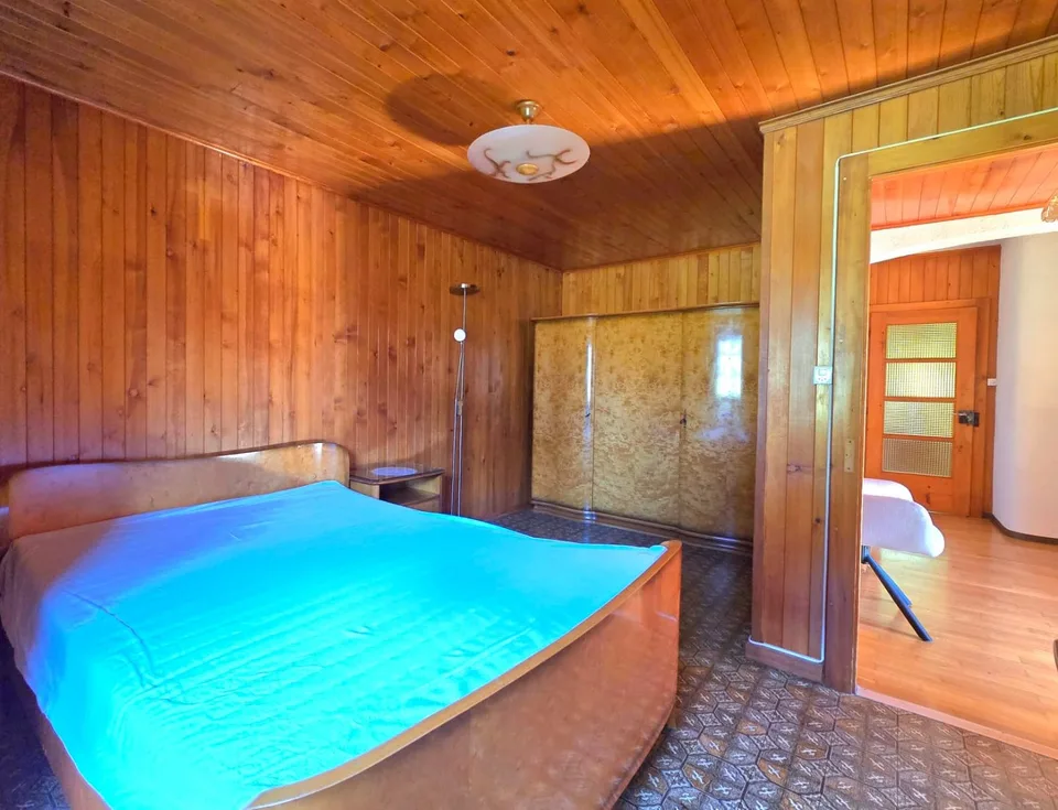 Charming apartment in Eison (Val d’Hérens) with a view, large garden and garage – photo 11 of 20