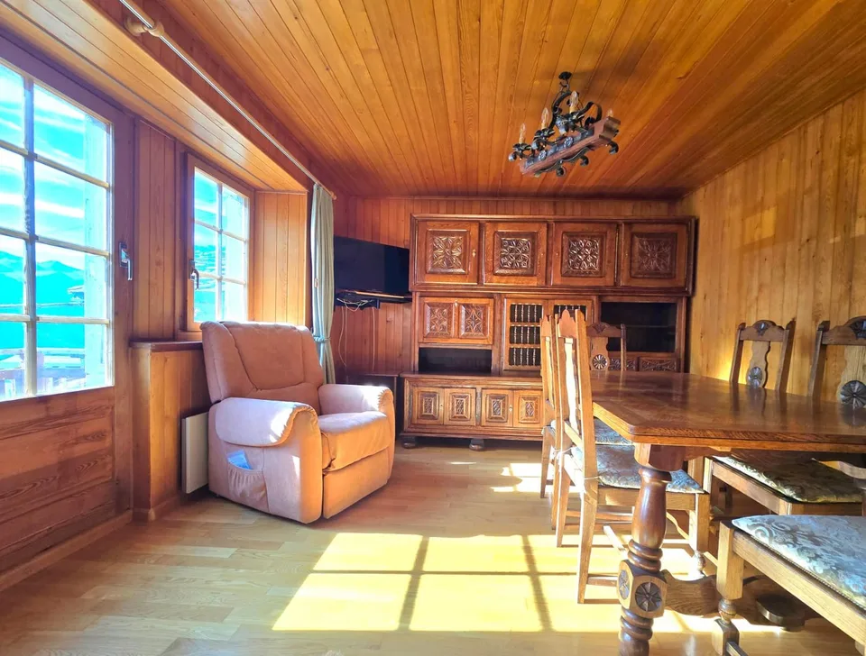 Charming apartment in Eison (Val d’Hérens) with a view, large garden and garage – photo 4 of 20