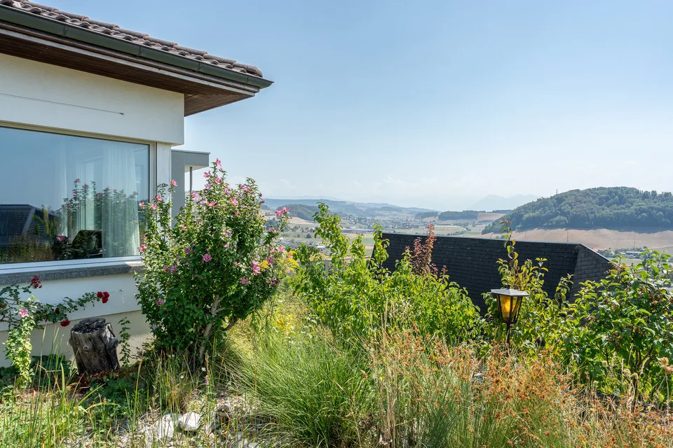 Une maison avec âme et vue imprenable – photo 2 sur 13
