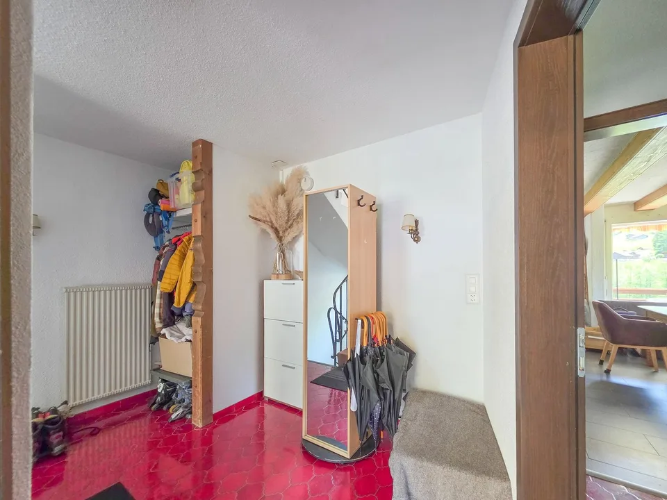 Mehrfamilienhaus mit drei Einheiten – Foto 3 von 30