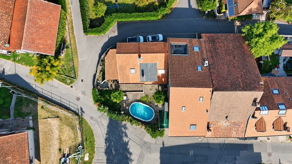 Haus mit 4 Wohnungen in Chevroux – Foto 22 von 22