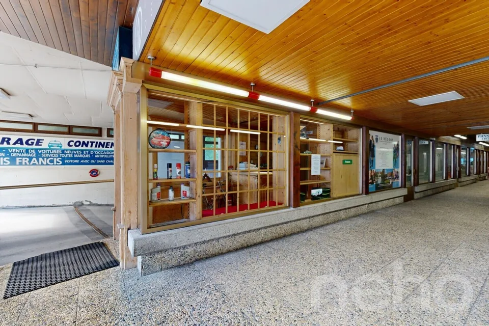 Surface commerciale idéalement située au c?ur de Crans-Montana – photo 9 of 12