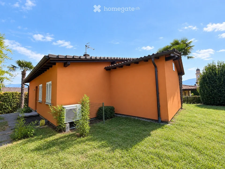 Reines, zur Miete ein Einfamilienhaus mit großem Garten. – Foto 5 von 5