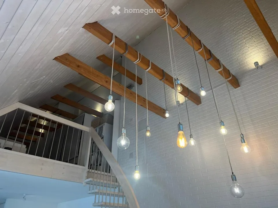 Grosse 5.5 Zimmer Maisonette-Wohnung mit Galerie & Top Lage – Foto 3 von 5