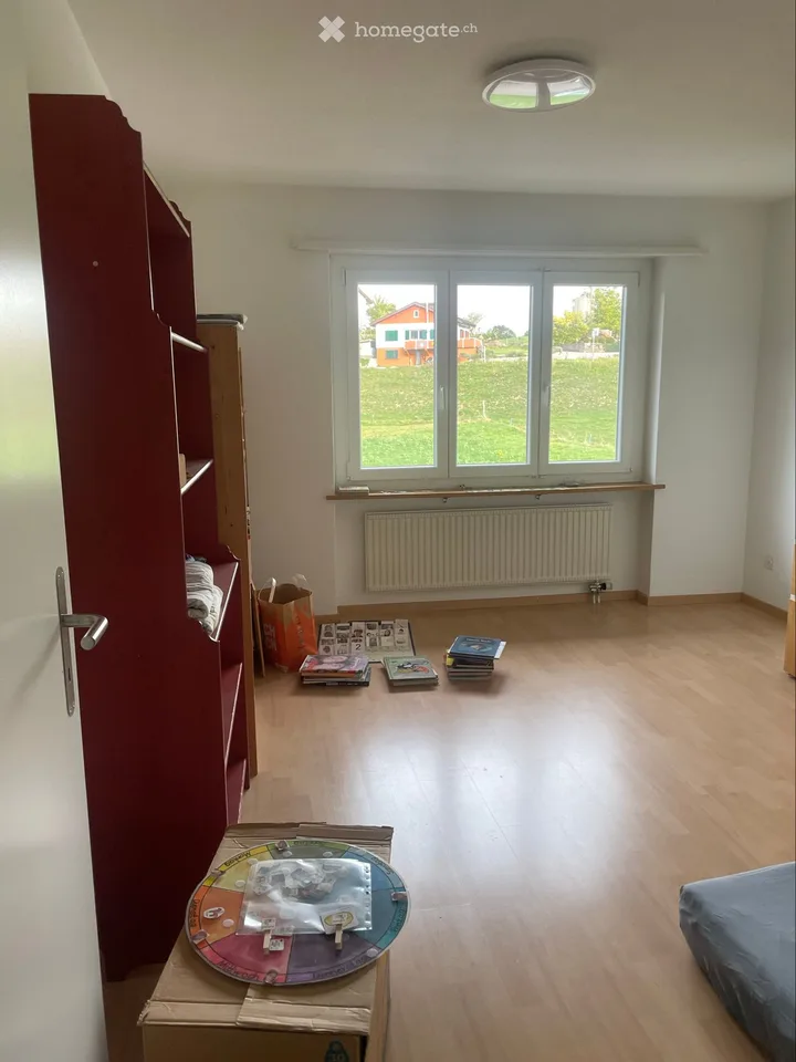 2,5 Zimmer in 3,5 Zimmerwohnung – Foto 2 von 5
