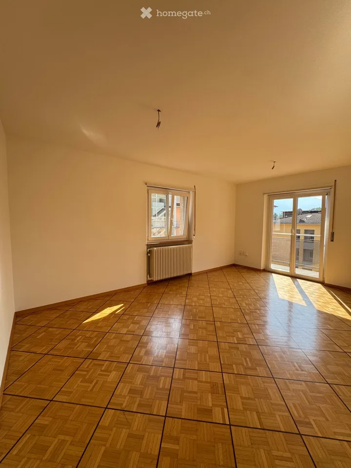 BELLINZONA 3½ ZIMMER WOHNUNG ZU VERMIETEN – Foto 3 von 5