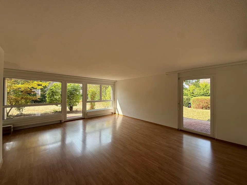 Appartamento luminoso 4.5 locali con terrazze di giardino accoglienti – foto 5 di 15