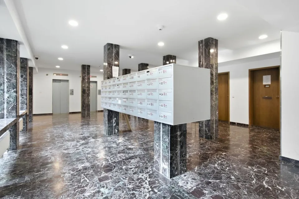 Zentral gelegene 3.5 Zimmer-Eigentumswohnung – Foto 9 von 13