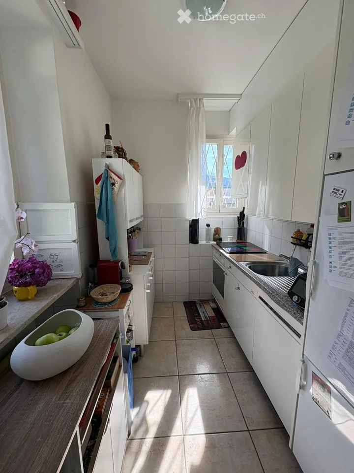 Einzugsmöglichkeit für großes 2,5-Zimmer-Apartment in Muralto – Foto 2 von 5
