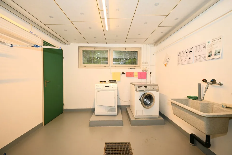 Ampio e tranquillo appartamento di 5 locali con garage in una posizione esclusiva su Bruderholz – foto 17 di 26