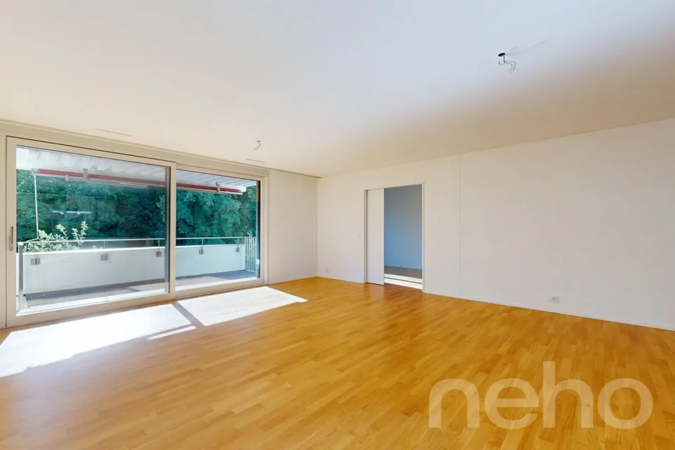 Bright 3.5-room apartment in Zurich – photo 3 of 12