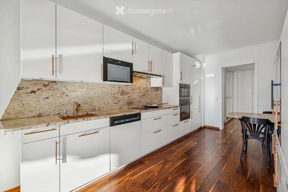 Appartamento in attico a Orselina con vista diretta sul lago Maggiore – foto 20 di 30
