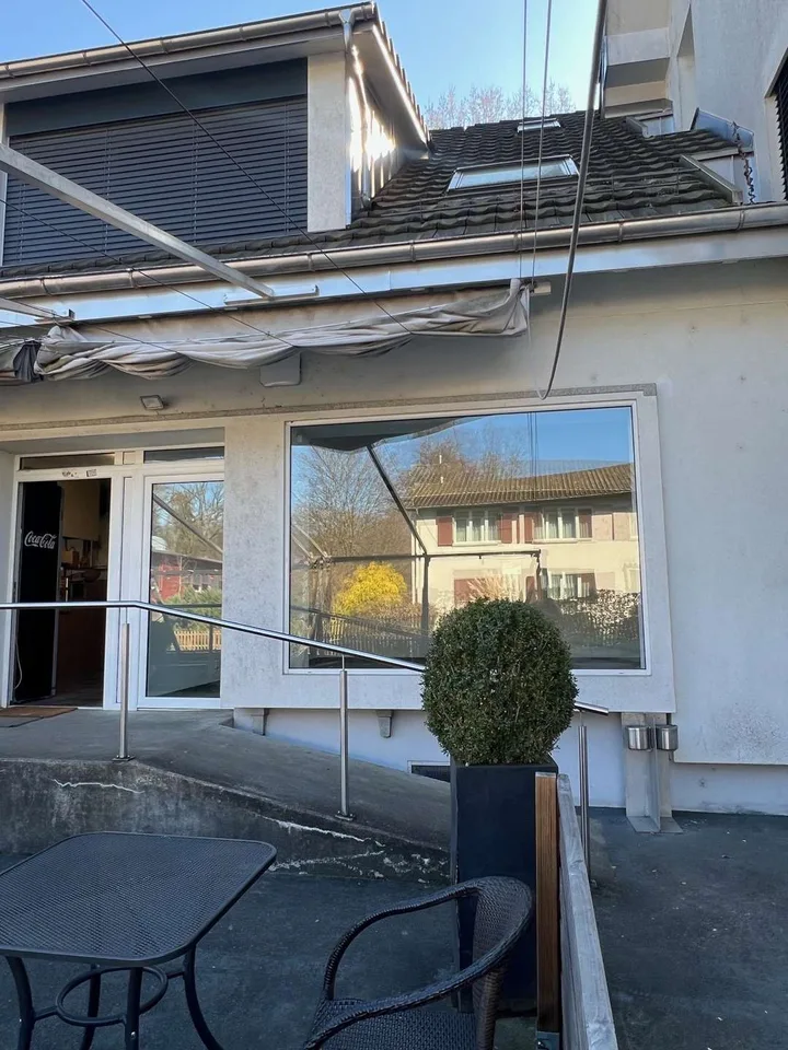Spazio commerciale attraente con magazzino - a soli 2 minuti a piedi dalla stazione di Oberglatt – foto 4 di 13