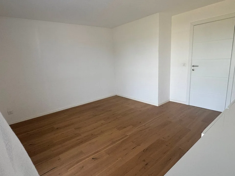 Appartamento moderno 4.5 locali con stanza per hobby e ampio balcone – foto 11 di 18