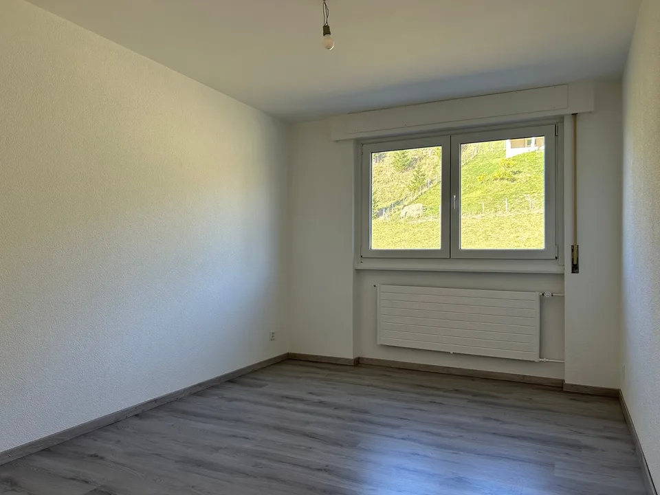 Wunderschönes 3.5-Zimmer-Apartment mit Aussicht und Balkonen – Foto 7 von 8