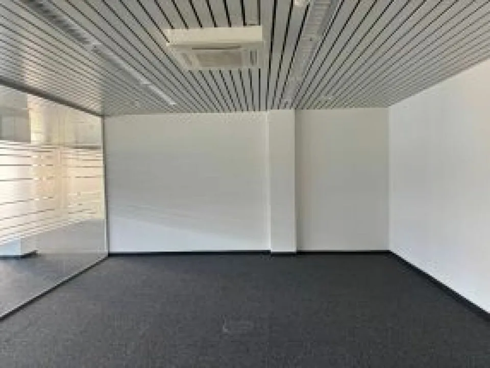 220 m² fertig ausgebautes Büro im 3. OG - sofort bezugsbereit – Foto 6 von 11