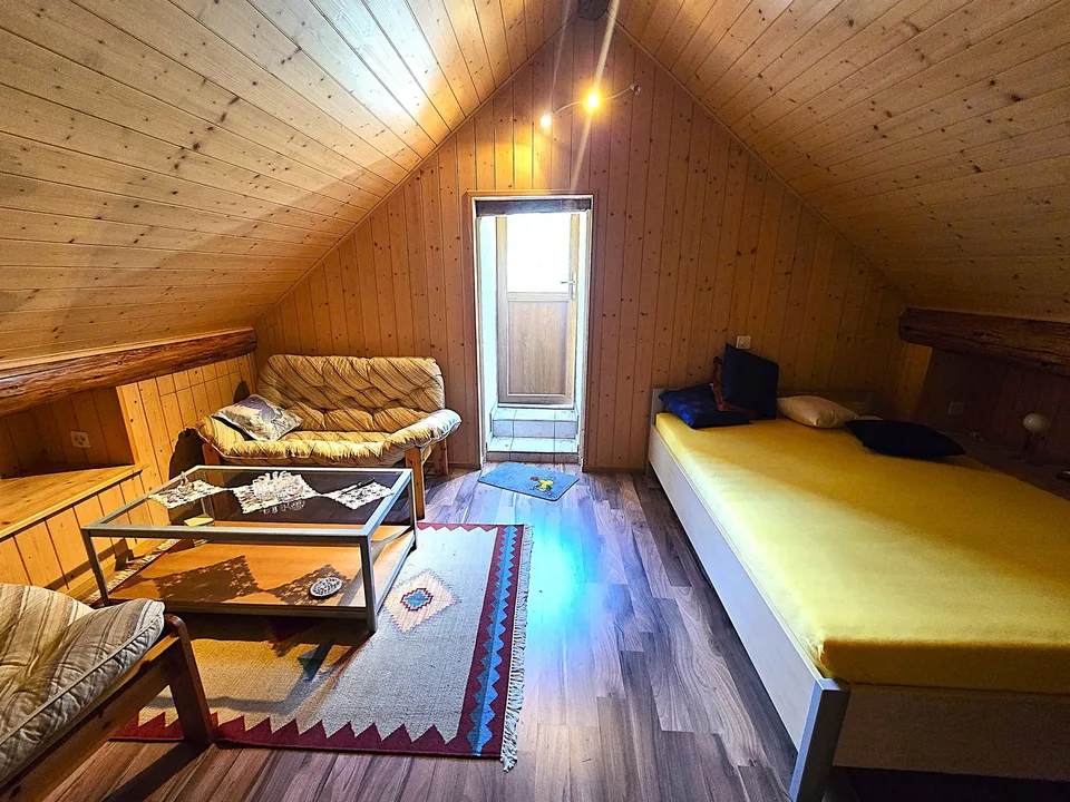 schönes Haus mit Dachterrasse an einem sonnigen und ruhigen Ort – photo 17 sur 30