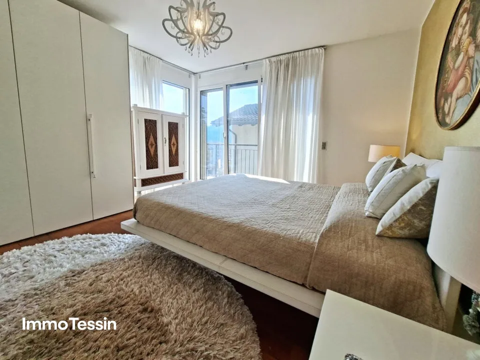 Belle villa à Caslano avec un design moderne, une ambiance élégante et beaucoup d'espace ainsi que 6 places de parking – photo 11 sur 13