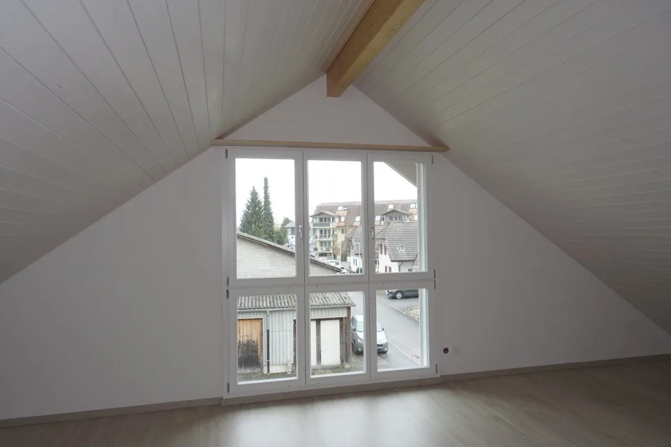 Belle maison unifamiliale 6.5 pièces avec beaucoup de bois – photo 18 sur 21