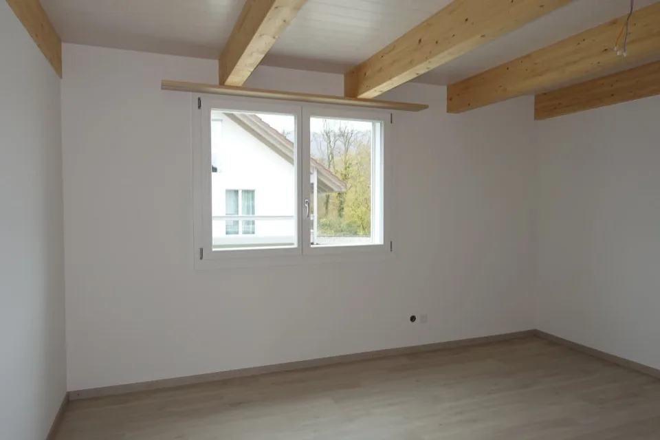 Belle maison unifamiliale 6.5 pièces avec beaucoup de bois – photo 13 sur 21