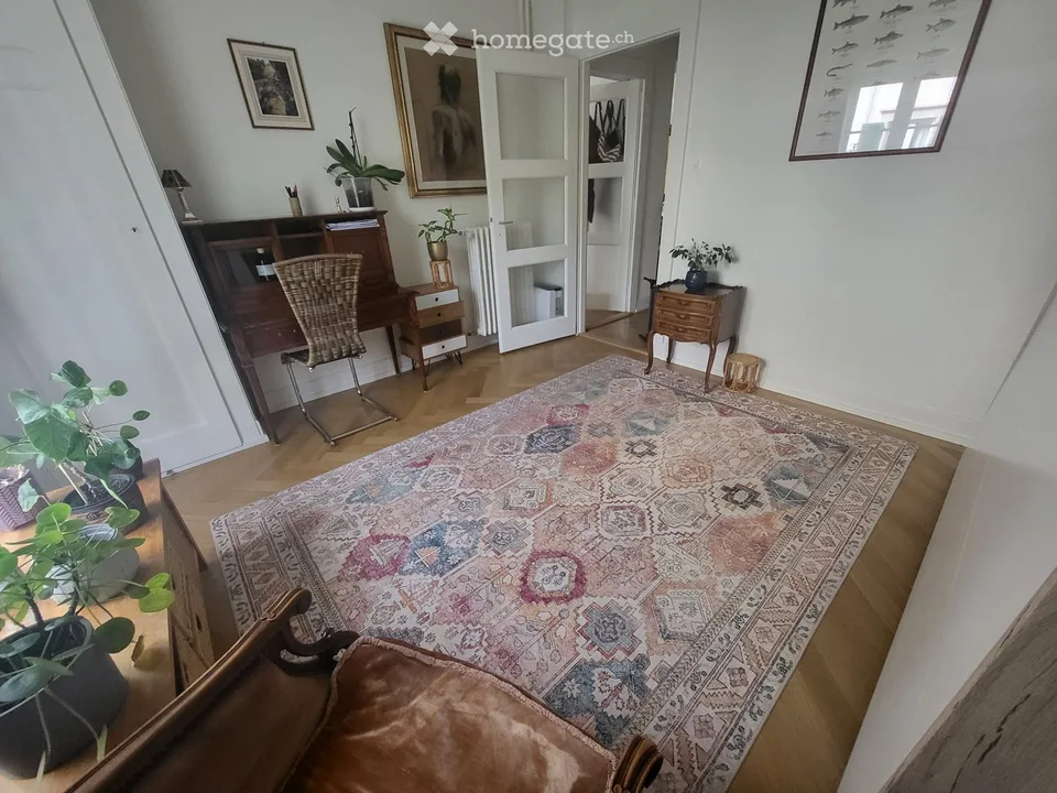 Wochenzimmer in bester Lage – Foto 3 von 4