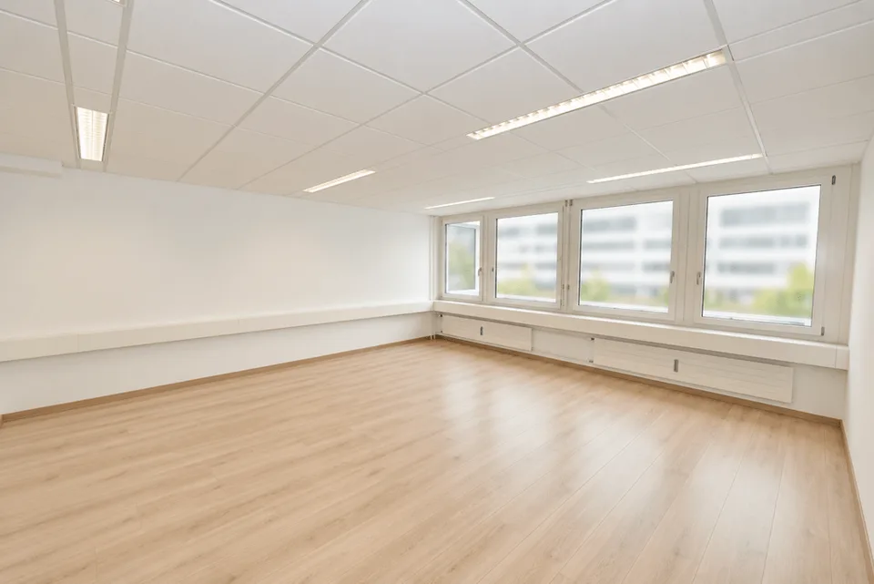 Spazio di co-working - Ufficio moderno in posizione centrale a Zug – foto 4 di 5