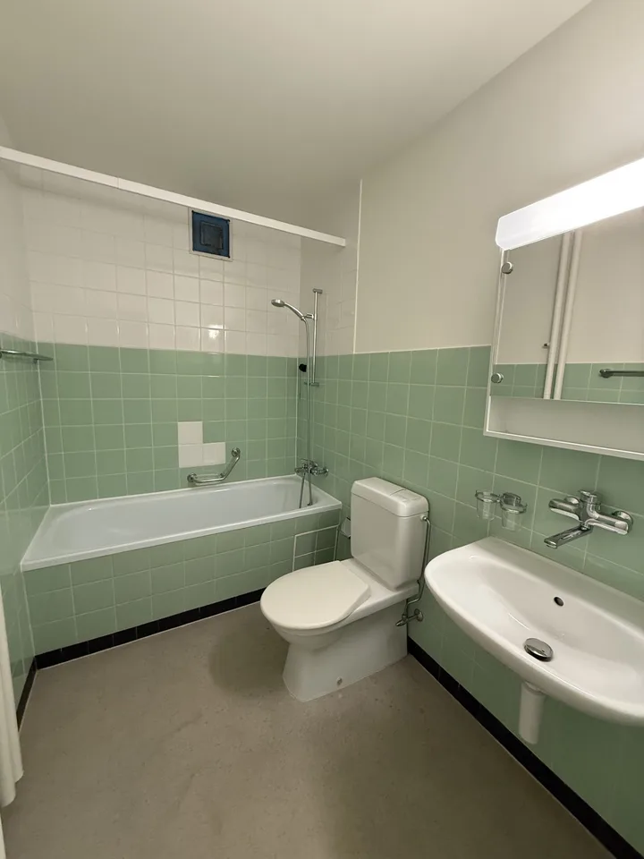 Appartamento attraente di 3 locali in una posizione preferita a Reinach – foto 8 di 9
