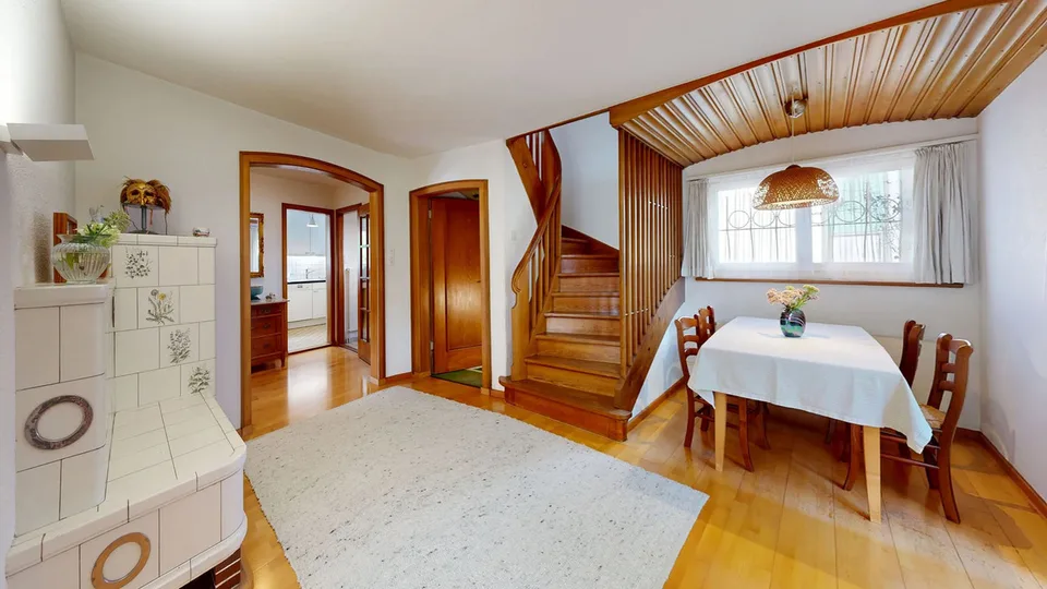 Detached 6-room single-family house with extensive garden – photo 4 of 13
