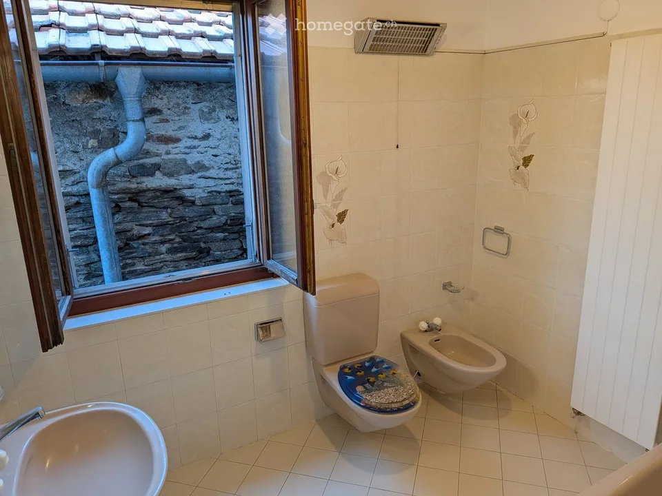 Giubiasco: 3.5 Zimmer mit Balkon und Garage, sofort verfügbar – Foto 5 von 5