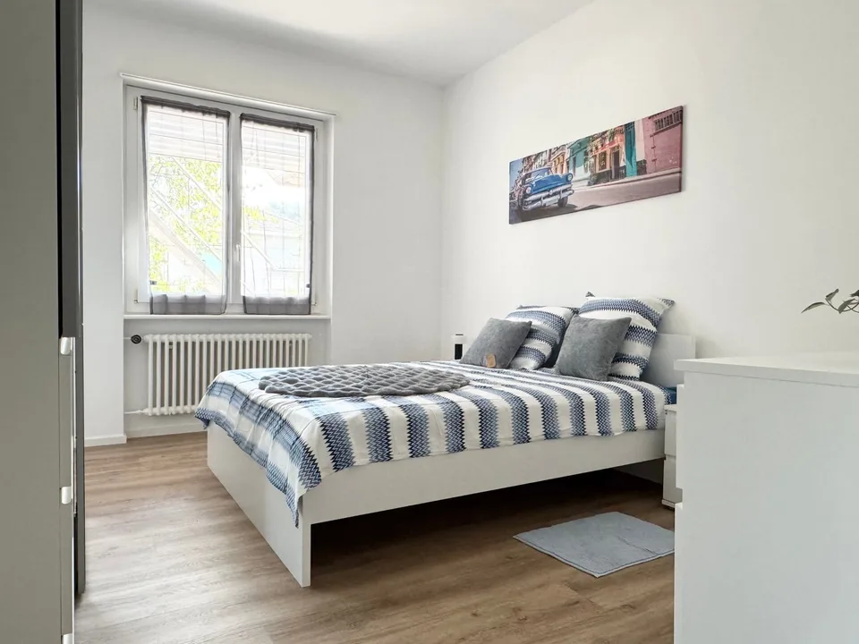 Möbliert, komplett renoviert und in erster Vermietung – Foto 9 von 13