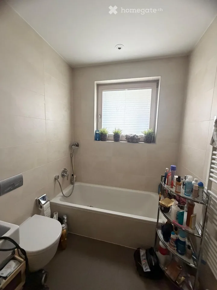 Luxusappartment mit Kellerabteil inkl. WM und Tumbler – Foto 2 von 5